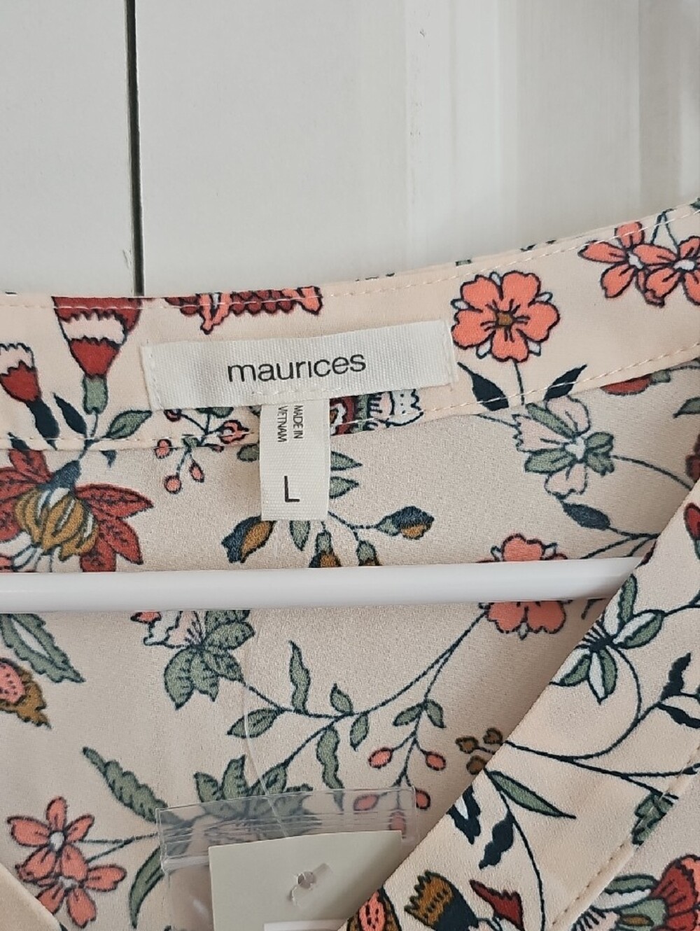 Maurices Cream Floral V-Neck Blouse with Rose & Green Accents - Picture 2 of 6